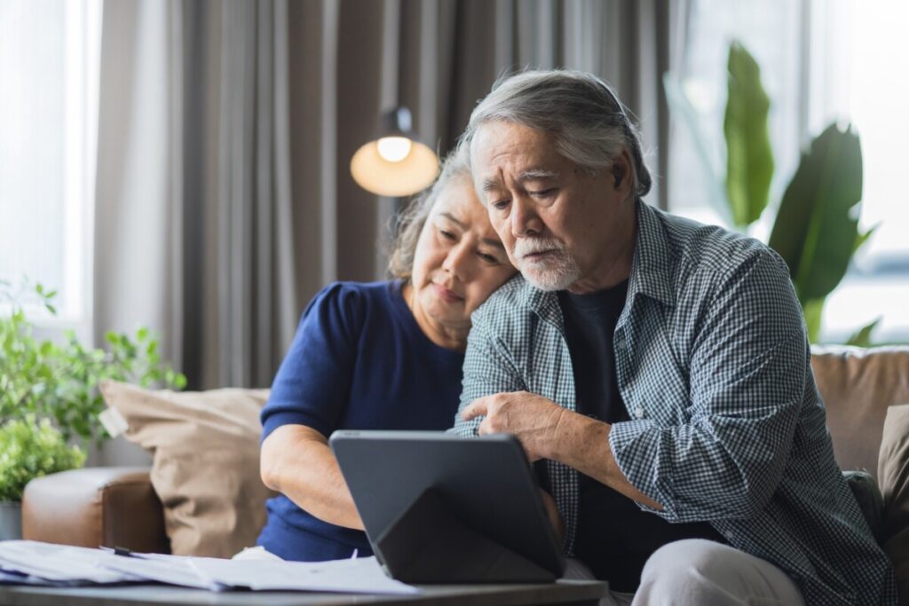 สัญญาณเตือนภัยผู้สูงวัย! มธ. ชี้ "สังคมสูงวัยสมบูรณ์แบบ" จ่อซ้ำเติมวิกฤตเศรษฐกิจไทย กระทบสุขภาพจิต-โครงสร้างแรงงาน