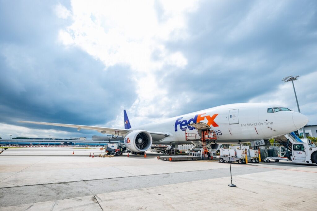 เฟดเอ็กซ์ เปิดเส้นทางบินตรง สิงคโปร์-สหรัฐฯ ยกระดับส่งออกไทยสู่ตลาดอเมริกา