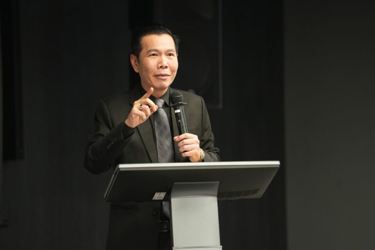 ผอ.ใหญ่ ดีป้ายันกระบวนการสรรหา "ผอ.ดีป้า" โปร่งใส ตรวจสอบได้ ชี้แจงทุกประเด็นวุ่น